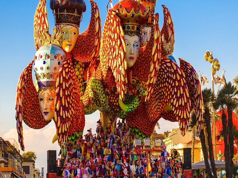 Eboli. Parte oggi il carnevale 2016. Tutti gli appuntamenti