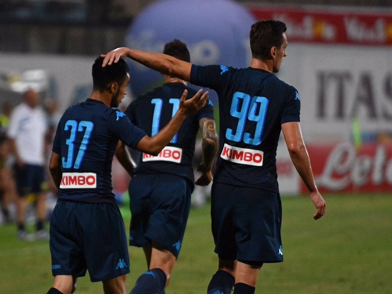 Dopo il pari con il Chievo termina il ritiro del Napoli