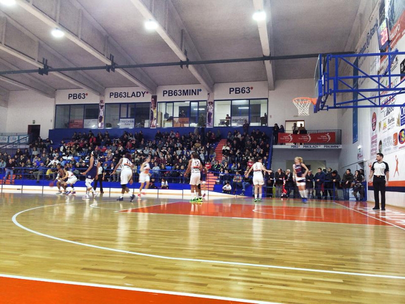 Convergenze Givova Battipaglia. Inizia con una sconfitta il 2016 delle Lady