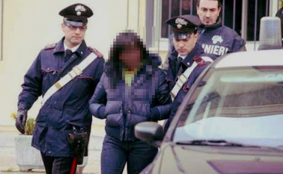 Spacciava e rubava a Bologna: arrestata la battipagliese Olga Stabile