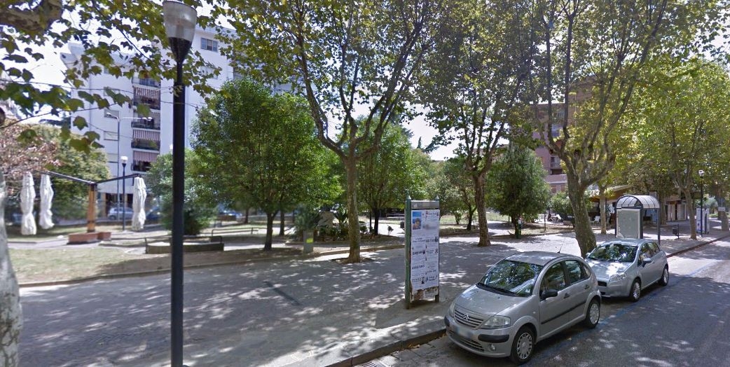 Eboli, la polizia ferma 19enne in possesso di marijuana.