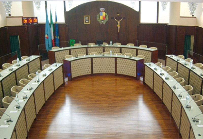 Battipaglia. Il T.A.R. rinvia il ricorso per lo scioglimento del consiglio comunale
