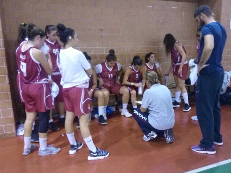 Salerno Basket ’92, buona la prima! Sorrento ko 49-59 nell’open day di Cercola
