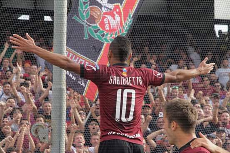 Salernitana, vince con un uomo in meno 2 – 1 contro la Ternana
