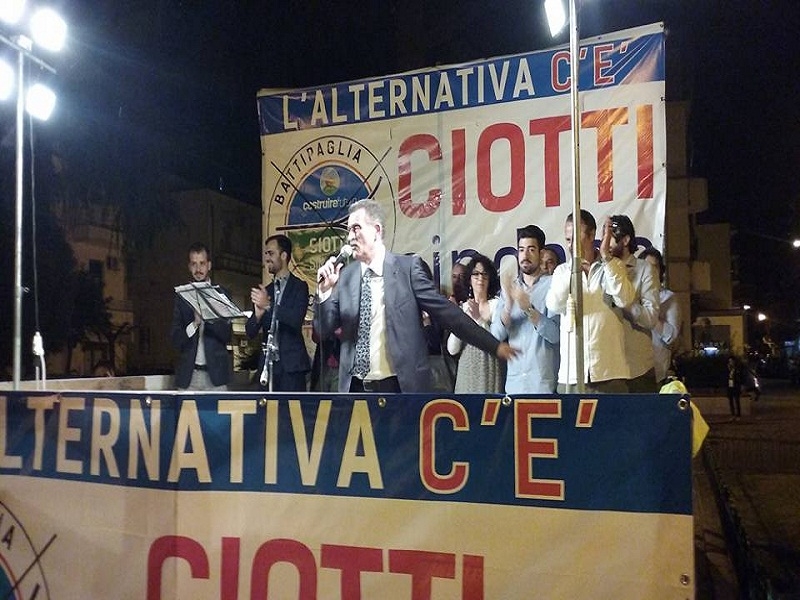 Battipaglia. Ciotti, Programmi e considerazioni politiche, ieri sera in Piazza della Repubblica