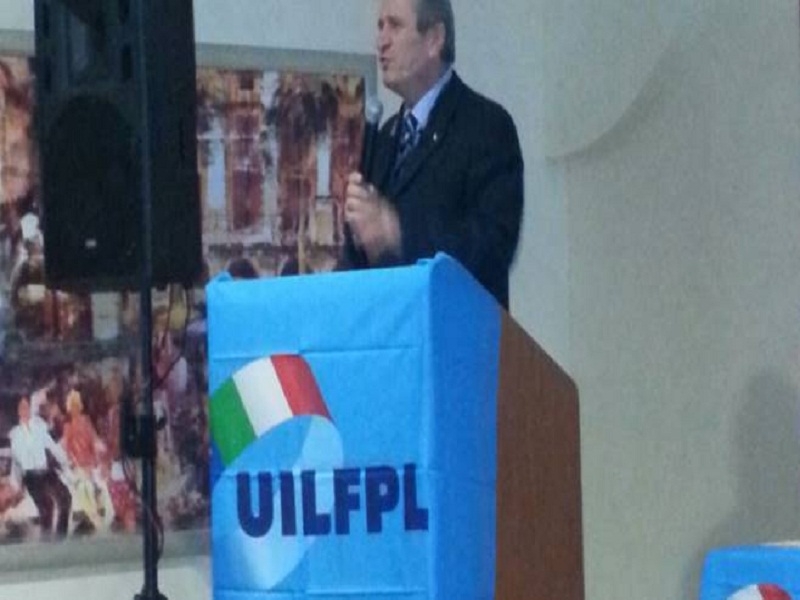 Problemi per timbrare il badge alla Provincia di Salerno. La Uil Fpl denuncia i disagi dei lavoratori.