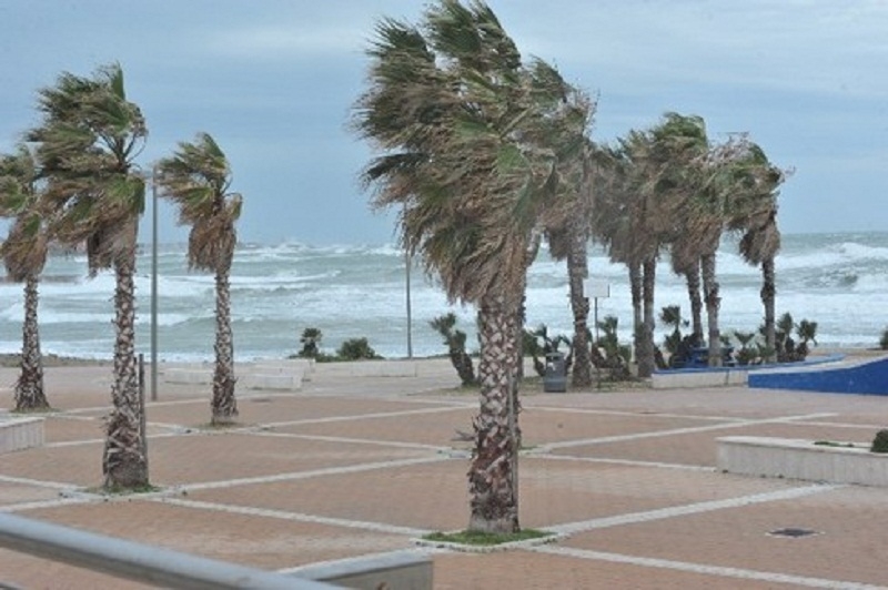 Campania. Domani vento e mareggiate, l’allerta meteo della Protezione Civile