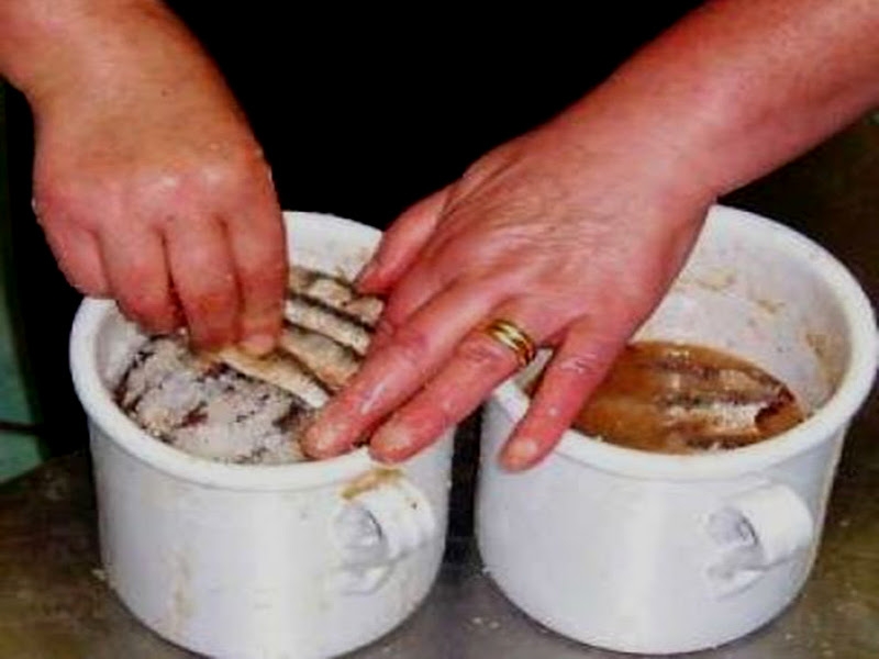 Cetara. Gara gastronomica e festa della colatura