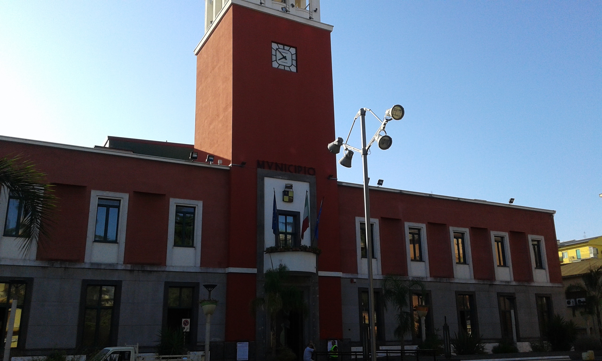 Battipaglia- falsi dipendenti comunali. La sindaca :”Nessuno è stato autorizzato dal Comune”
