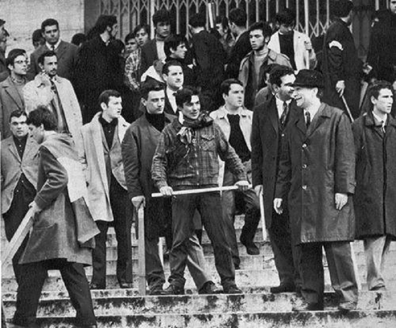 Landolfi: Non c’è civismo, a Battipaglia, in barba agli abatini della neutralità: c’è la destra estrema, c’è la Piazza ad Almirante”.