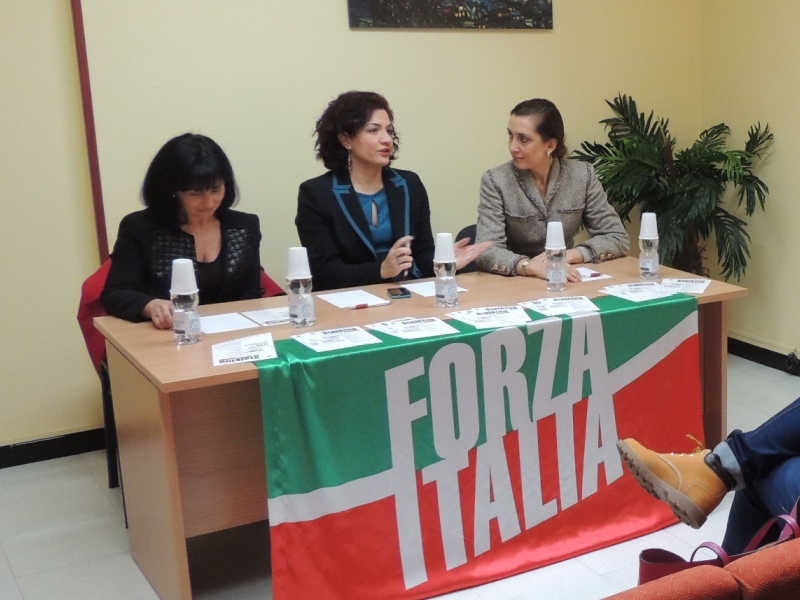 Battipaglia – Stefania Greco lascia il direttivo cittadino di Forza Italia