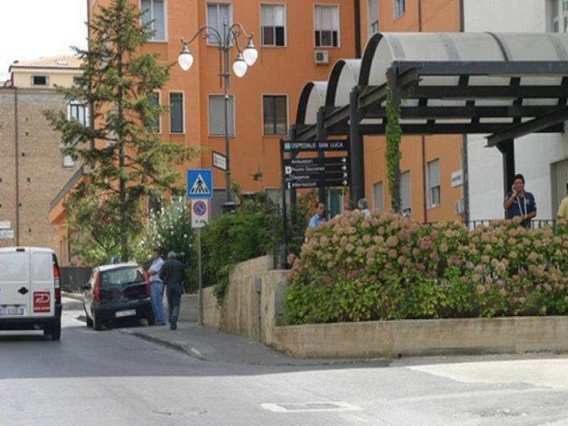 Incidente sul lavoro, 40enne in fin di vita