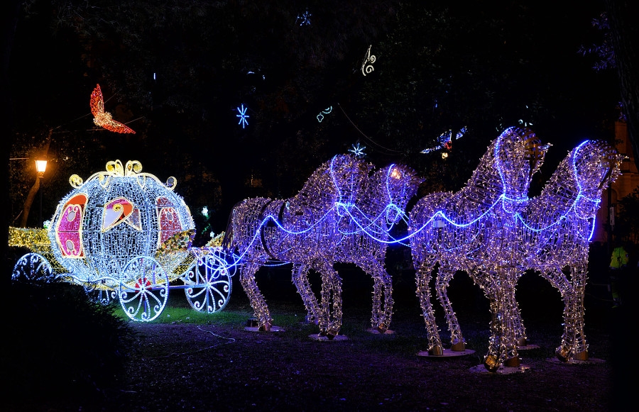 Salerno. Fiabe per le Luci d’Artista”, torna la magia del Family Show all’Augusteo