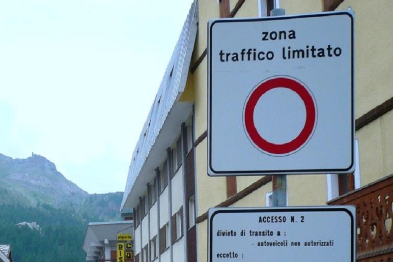 Battipaglia, sospesa la Zona a Traffico Limitato
