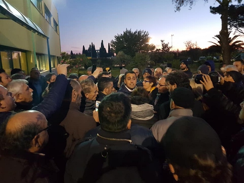 Di Maio a sorpresa a Battipaglia, e la questione Treofan diventa di interesse nazionale