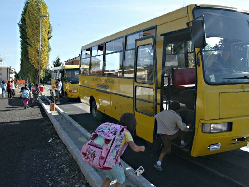 Batttipaglia. Trasporto scolastico zona centro, il 25 ottobre sospeso
