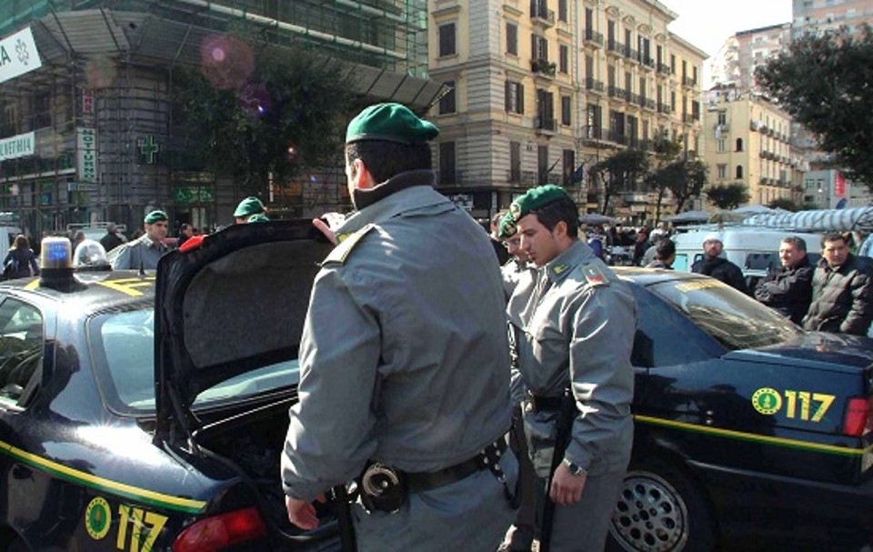 Salerno. Blitz della GdF agli istituti di Vigilanza.