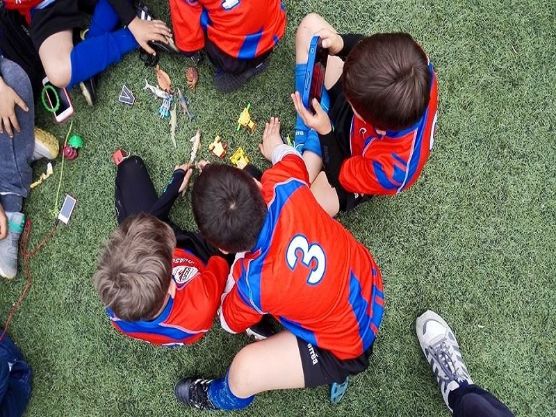 Malore durante un torneo di calcio a Bellizzi. Grave bimbo di sei anni, trasferito d’urgenza al Santobono