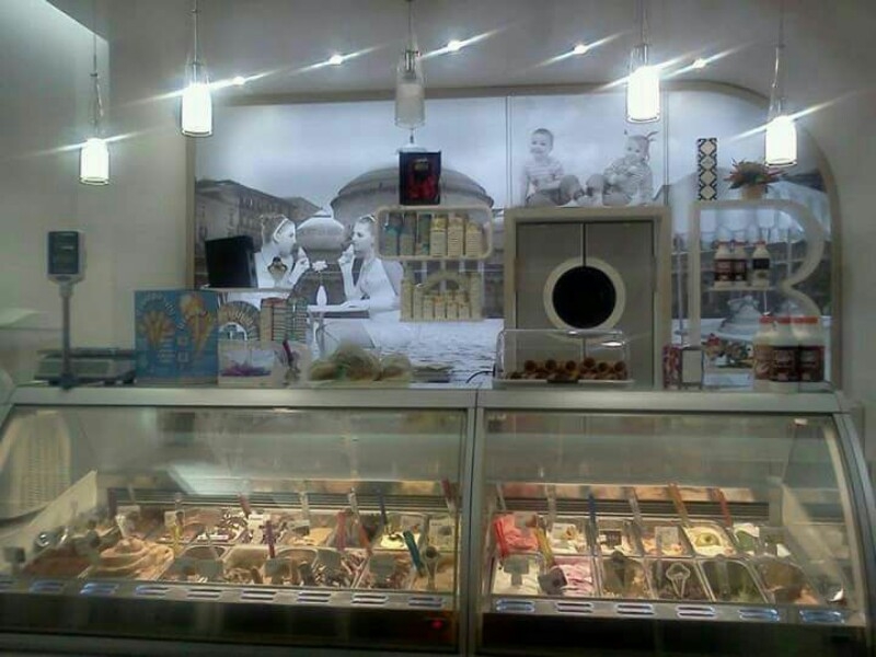 Battipaglia. Chiude la “Gelateria Buonocore”. Il saluto dei proprietari alla città