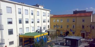 Tragedia ad Eboli: 13enne si ferisce con un petardo e perde tre dita ospedale eboli