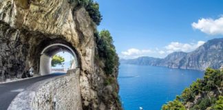 Amalfi. Frana. Chiusa la strada 163 “Amalfitana” all’altezza del km 29,800