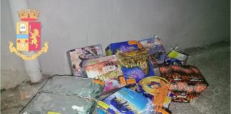 Napoli. Sequestrati 24 kg di fuochi pirotecnici proibiti, un arresto e due denunciati