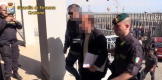 Crotone. Boss della cosca di San Leonardo di Cutro percepiva illecitamente il reddito di cittadinanza.