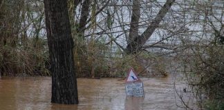 Salerno. Maltempo, straripano i fiumi Sarno e Sele