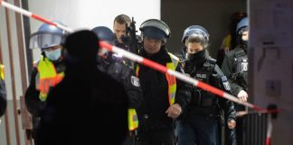 Berlino. Sparatoria stamattina, almeno 4 le persone ferite.