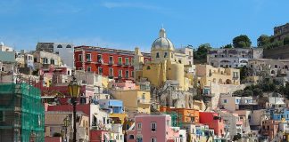 Procida è capitale italiana della cultura per l’anno 2022