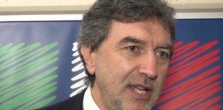 Abruzzo. Il Governatore Marsilio vieta la presenza in classe per le prossime 2 settimane