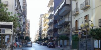 Battipaglia. Domani primo maggio, negozi aperti in città