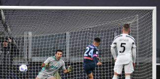 Stop Napoli, risorge la Juventus. Non basta Insigne, ma per il 4° posto gli azzurri ci sono