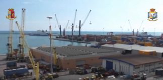 Salerno. Porto commerciale, Polizia e Finanza sequestrano 65,5 kg di cocaina pura