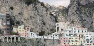 Salerno-Vietri sul mare. Via Annunziatella chiusa al traffico notturno