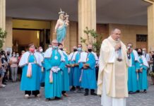 Battipaglia, uffici chiusi il 6 luglio per la Festa Patronale. Polemiche sul “caso” Noemi e sul divieto dei botti durante la processione