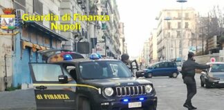 Guardia di Finanza. Fabbrica del falso, sequestrati 87mila capi di abbigliamento