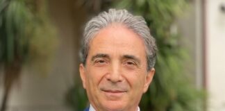 Eboli. Fumata bianca per la presidenza del consiglio al quarto colpo: è Cosimo Brenga Cosimo Brenga