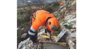 Aquara. Caduta massi sulla SP 12: continuano i lavori di messa in sicurezza stradale