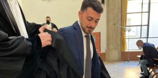 Auguri al neo avvocato Nicola Bove, ieri il giuramento solenne nell’aula Parrilli