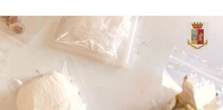 Pagani. La gdf sequestra 3 etti di hashish, 6gr di cocaina e 5 di crack. Arrestato il responsabile