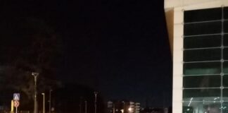 Battipaglia. Buio e rifiuti nella zona della stazione, protestano residenti e commercianti