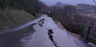 Laviano. Frana la SS 381, paese isolato. I cittadini chiedono una rapida soluzione al Prefetto
