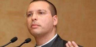 Battipaglia: Don Luigi Merola al Liceo Enrico Medi per un incontro anticamorra