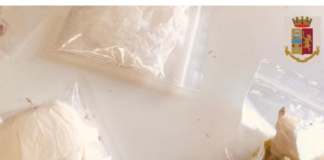 Mariconda, beccato a spacciare all’entrata della scuola: arrestato baby pusher