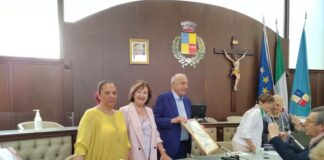 Battipaglia. Conferita la cittadinanza onoraria allo storico prof Giovanni De Luna