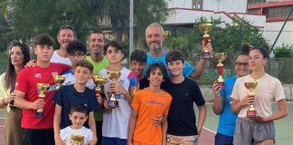 Battipaglia. Torneo di 3^ cat. tennis. Vittoria nel singolare maschile di Paolo Bianchini, nel femminile Serena Giovagnoli