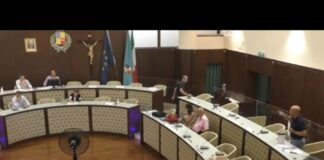 Battipaglia. Mozione di sfiducia alla sindaca, Provenza chiede la firma di 10 consiglieri (video)