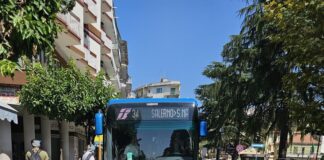 Battipaglia. Mozione. Il consigliere Provenza: la fermata del bus in via Roma crea traffico, va trasferita altrove