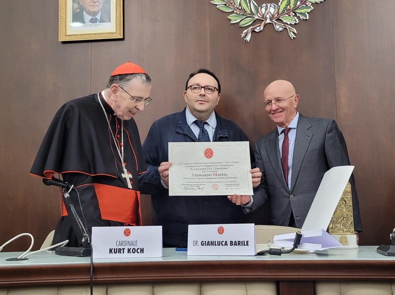 Battipaglia. "Eccellenze del Territorio",7 le onorificenze consegnate da "Tu es Petrus" a chi ha dato particolare lustro alla città